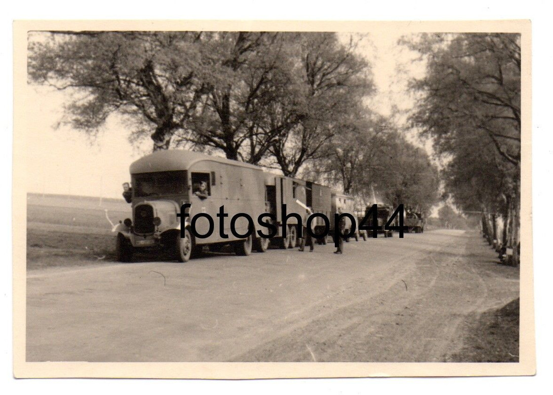 WH Beute LKW Bus großer Anhänger