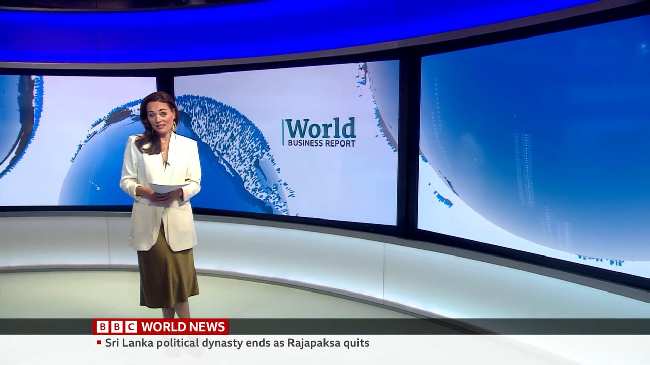 07.15 - 07.45.00 - World Business Report. The host presents and analy....ts_snapshot_06.02_[2022.07.