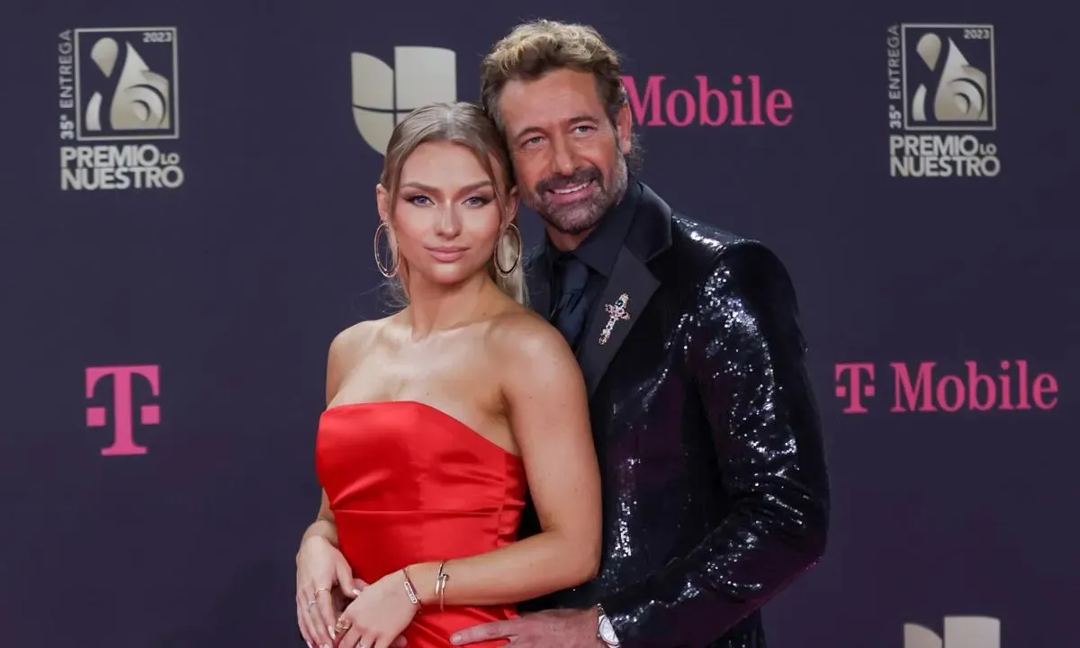 Hartos, Gabriel Soto e Irina Baeva, reaparecen en VLA y dan fuerte mensaje