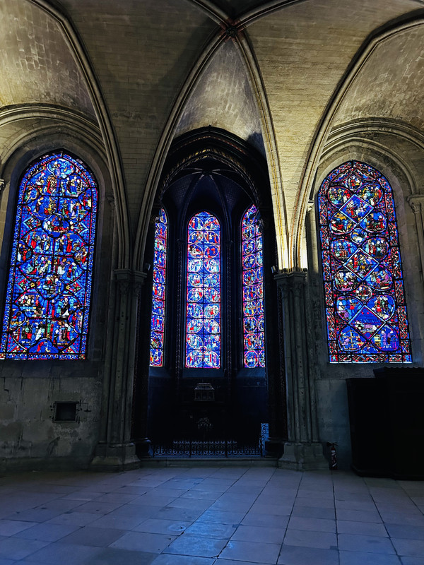 69FD805C-FEFF-470C-AC22-A291206CB65A