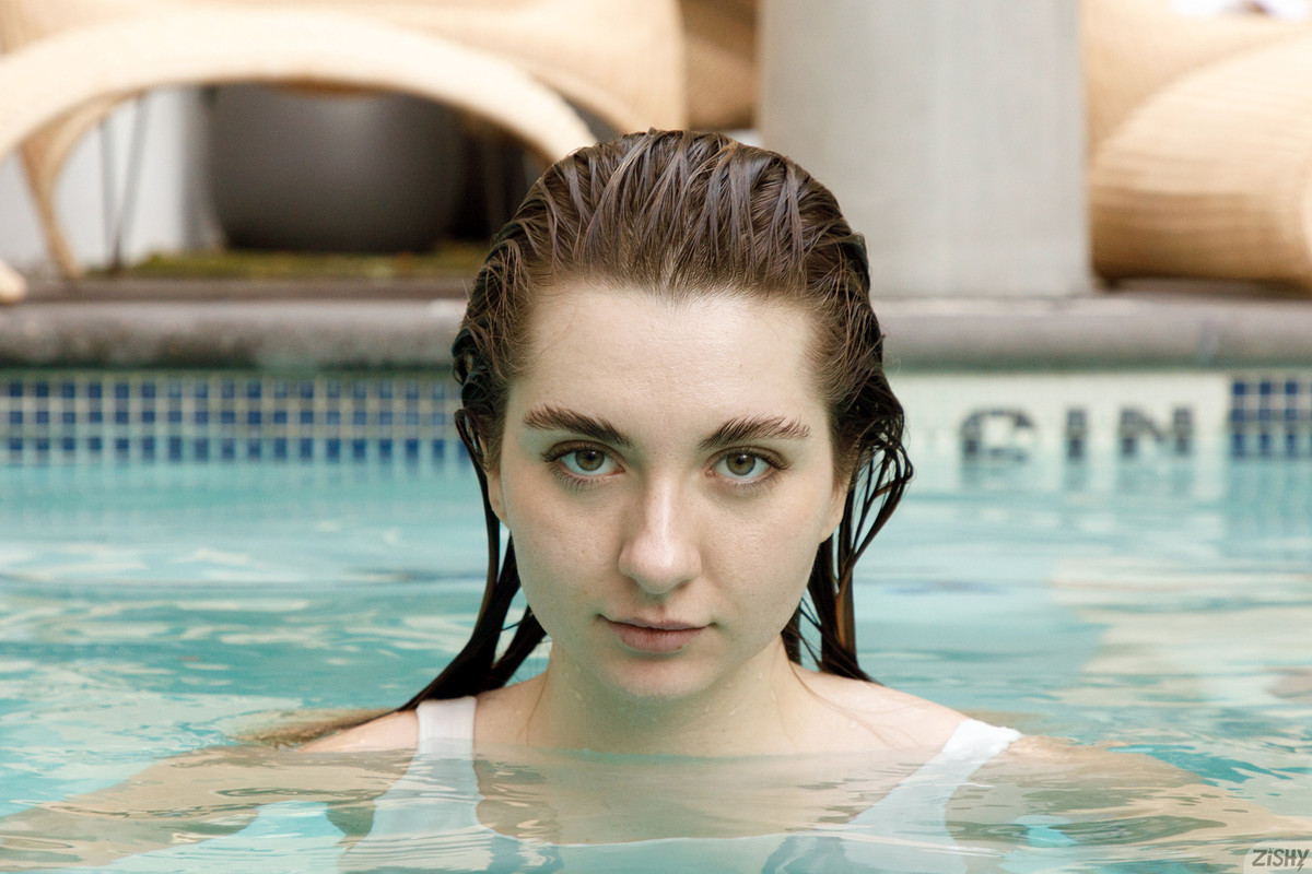 full_046_6845163320184725