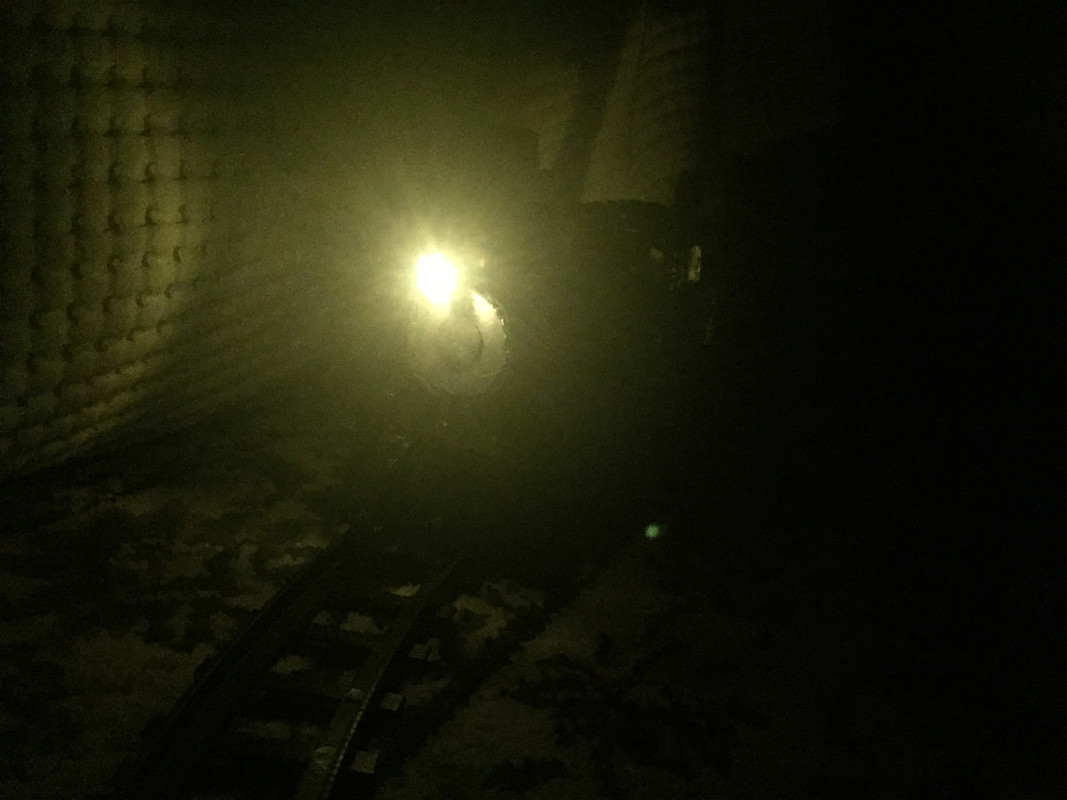 A2F701B0-EFB8-42FC-BB83-433EE9475105