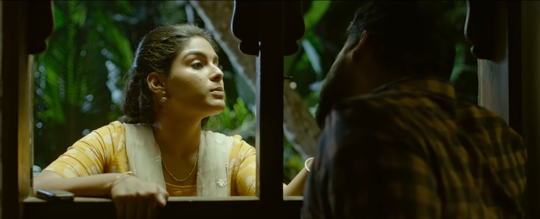 Theevandi Movie Screenshot