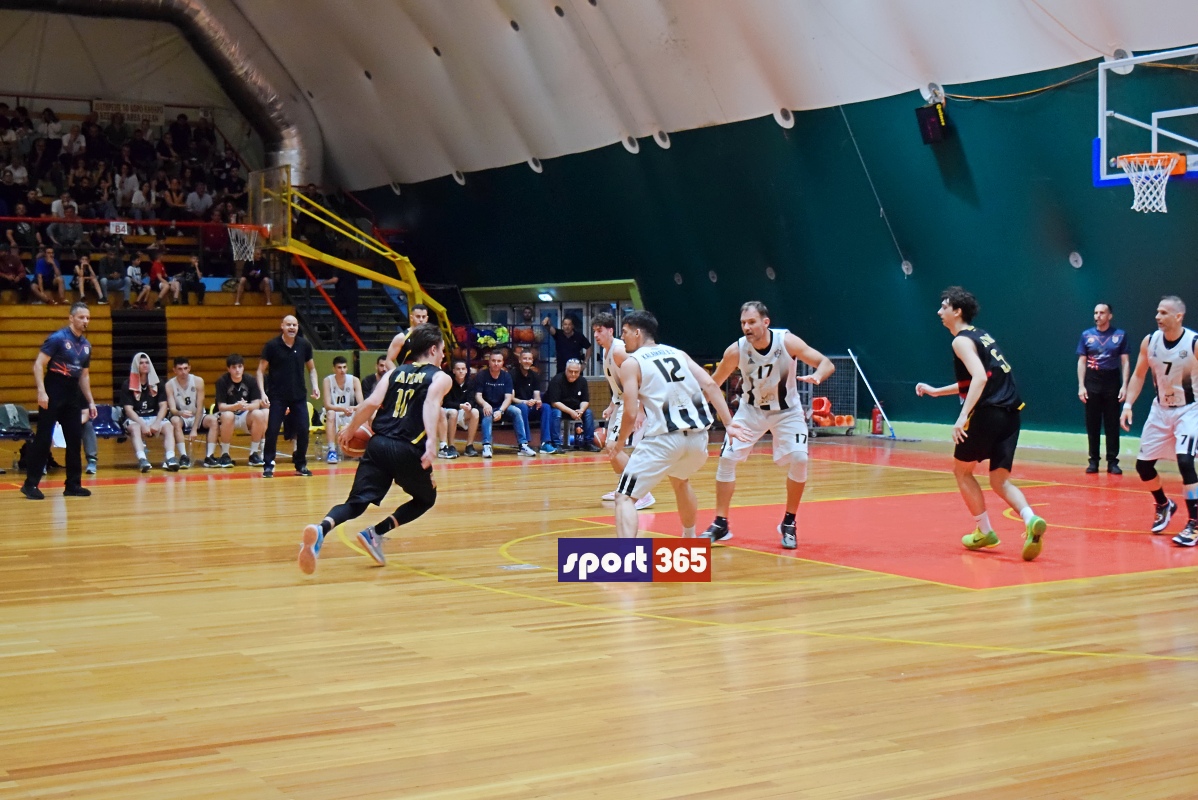 , &Omicron; &Delta;ί&omega;&nu; &Kappa;&upsilon;&pi;&alpha;&rho;&iota;&sigma;&sigma;ί&alpha;&sigmaf;&nbsp;64-60 &tau;&eta;&nu; &Kappa;&alpha;&lambda;&alpha;&mu;ά&tau;&alpha;&nbsp;B.C.&nbsp;&sigma;&tau;&eta;&nu; &Tau;έ&nu;&tau;&alpha;, &iota;&sigma;&omicron;&phi;ά&rho;&iota;&sigma;&epsilon; (1-1) &tau;&omicron;&upsilon;&sigmaf; &tau;&epsilon;&lambda;&iota;&kappa;&omicron;ύ&sigmaf; &tau;&eta;&sigmaf; &Alpha;1 &Epsilon;&Kappa;&Alpha;&Sigma;&Kappa;&Epsilon;&Nu;&Omicron;&Pi; (&phi;&omega;&tau;&omicron;&gamma;&rho;&alpha;&phi;&iota;&epsilon;&sigmaf; & &beta;ί&nu;&tau;&epsilon;&omicron;)