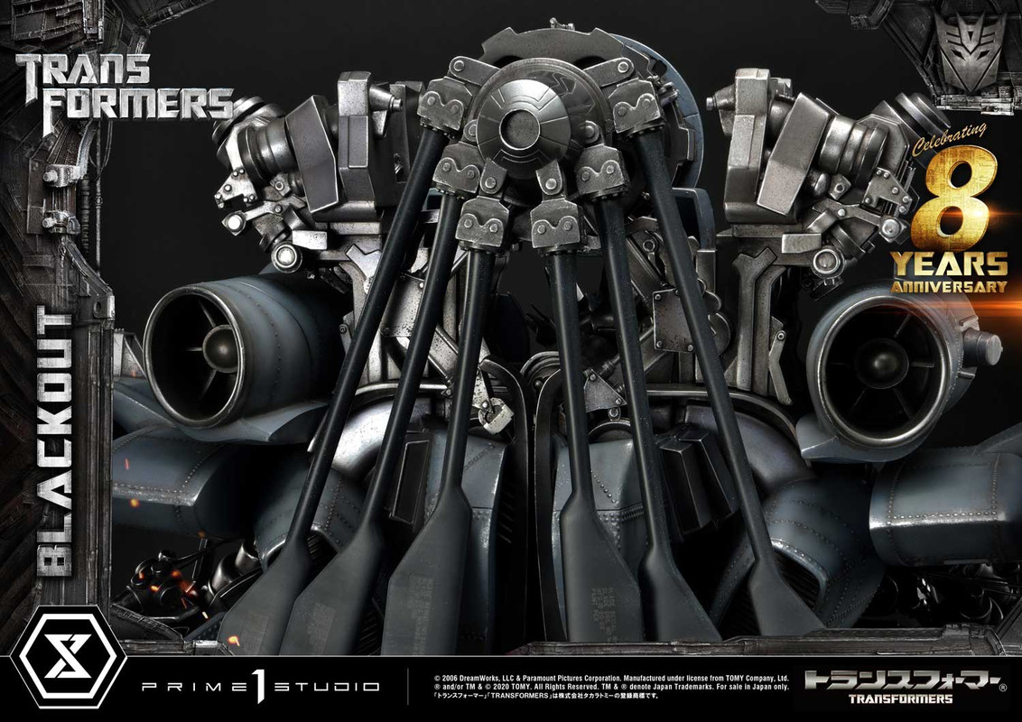 Prime-1-Studio-Transformers-2007-Blackout-Statue-50