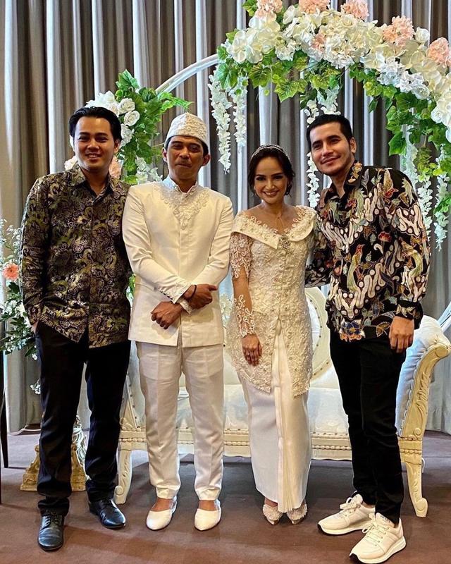 pernikahan Angelica dengan Rico