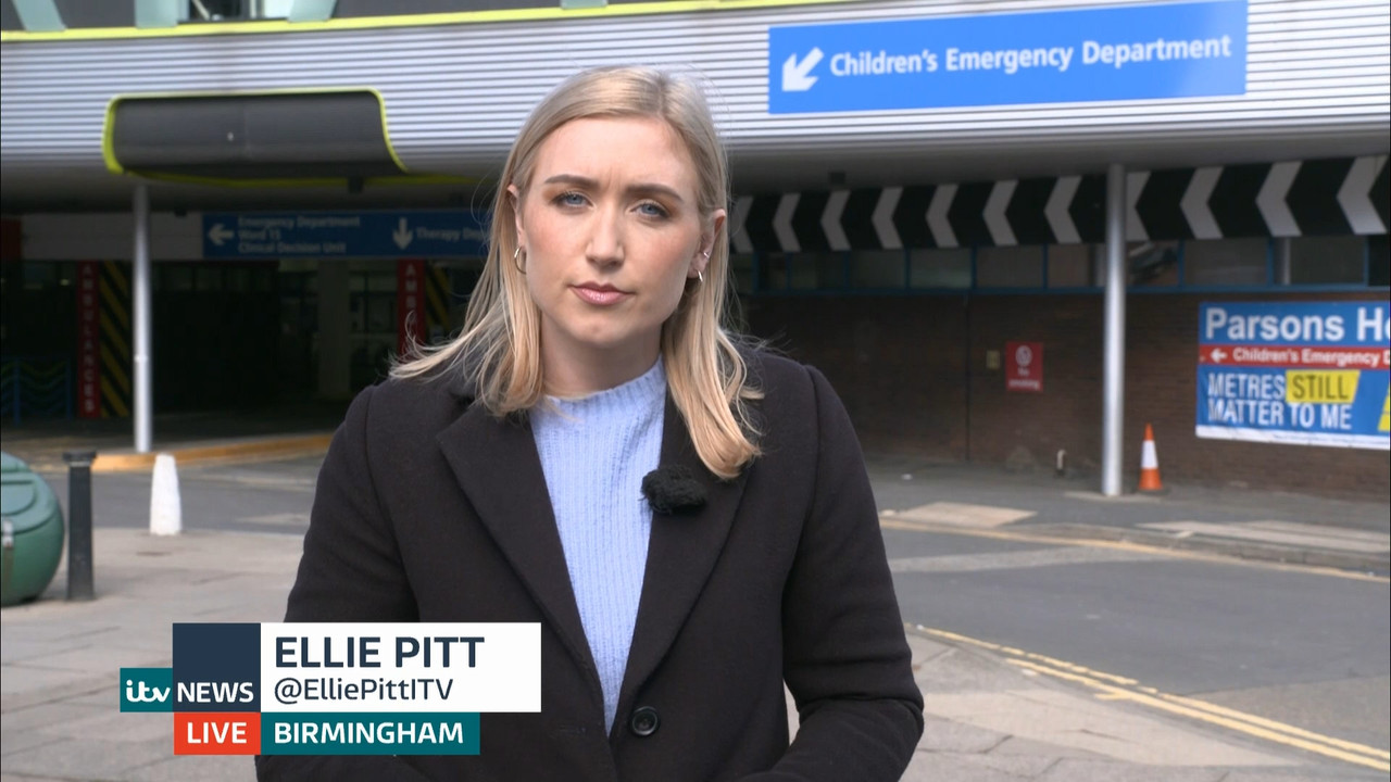 ITV Lunchtime News_20220314_13301355.ts_snapshot_10.27.346