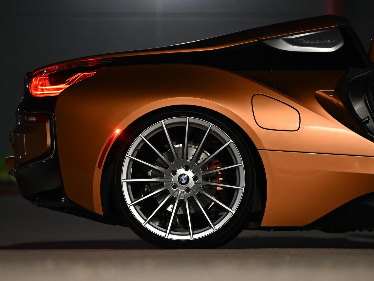 PXL 20260109 023729004