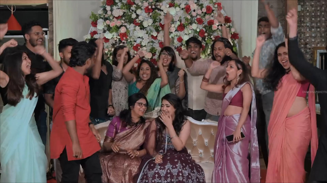 Sana Althaf Sexy navel and Belly show in pink saree.mp4_snapshot_00.18.069