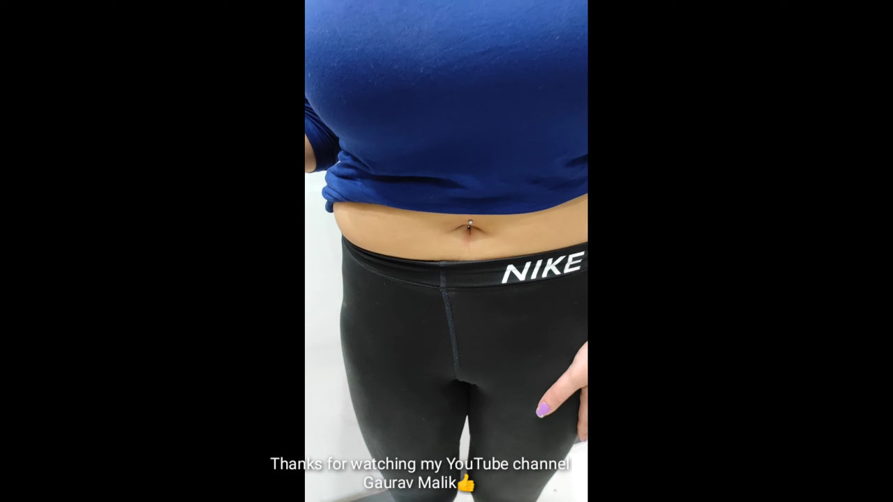 Busty desi girl deep navel piercing.mkv_snapshot_02.42.133