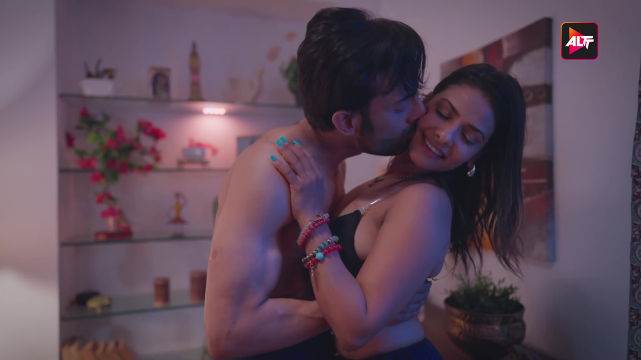 vlcsnap-2025-05-13-01h21m15s415