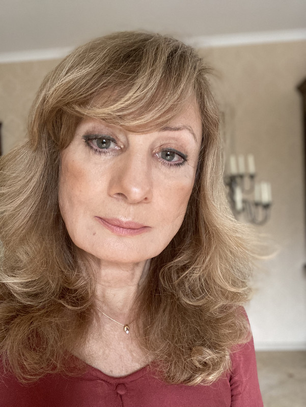 B974A67A-2653-4A83-BEDF-FF02EE29F19B