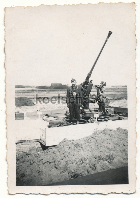 Foto Holland - 3,7cm Flak Artillerie Geschütz Stellung Luftwaffe Westfront