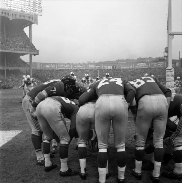 Giants-Huddle.jpg