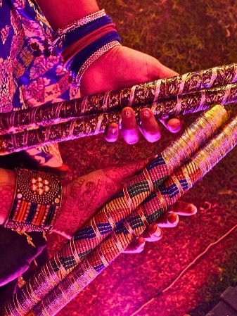 Navratri — Gujarat dandiya