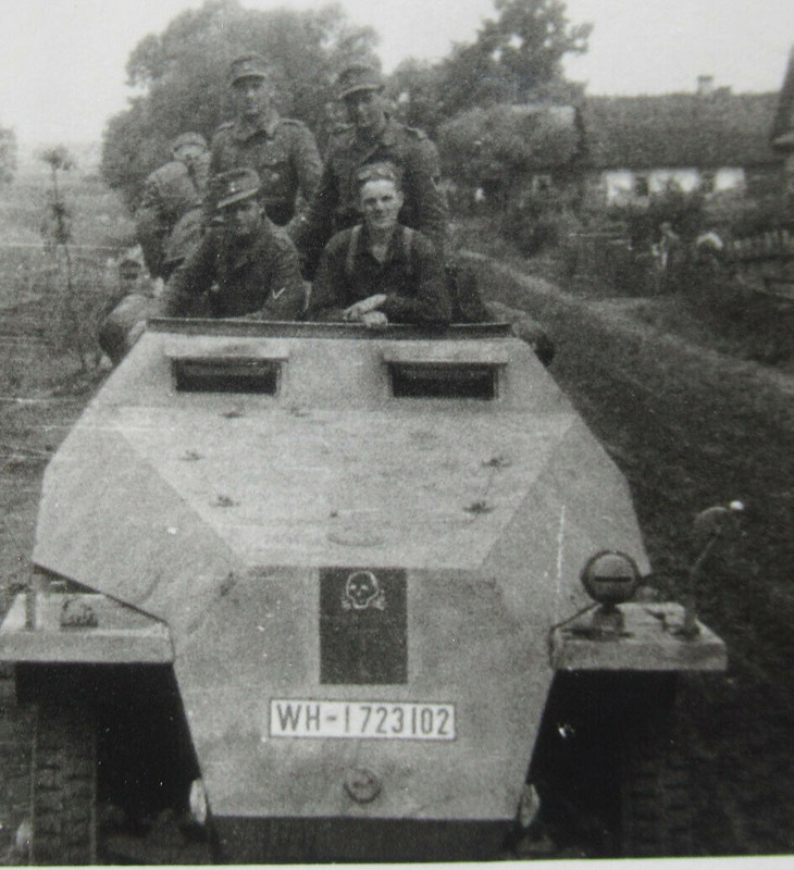 Fotoalbum Kavallerie Regiment Süd  Panzergrenadier 1943-44  (7)