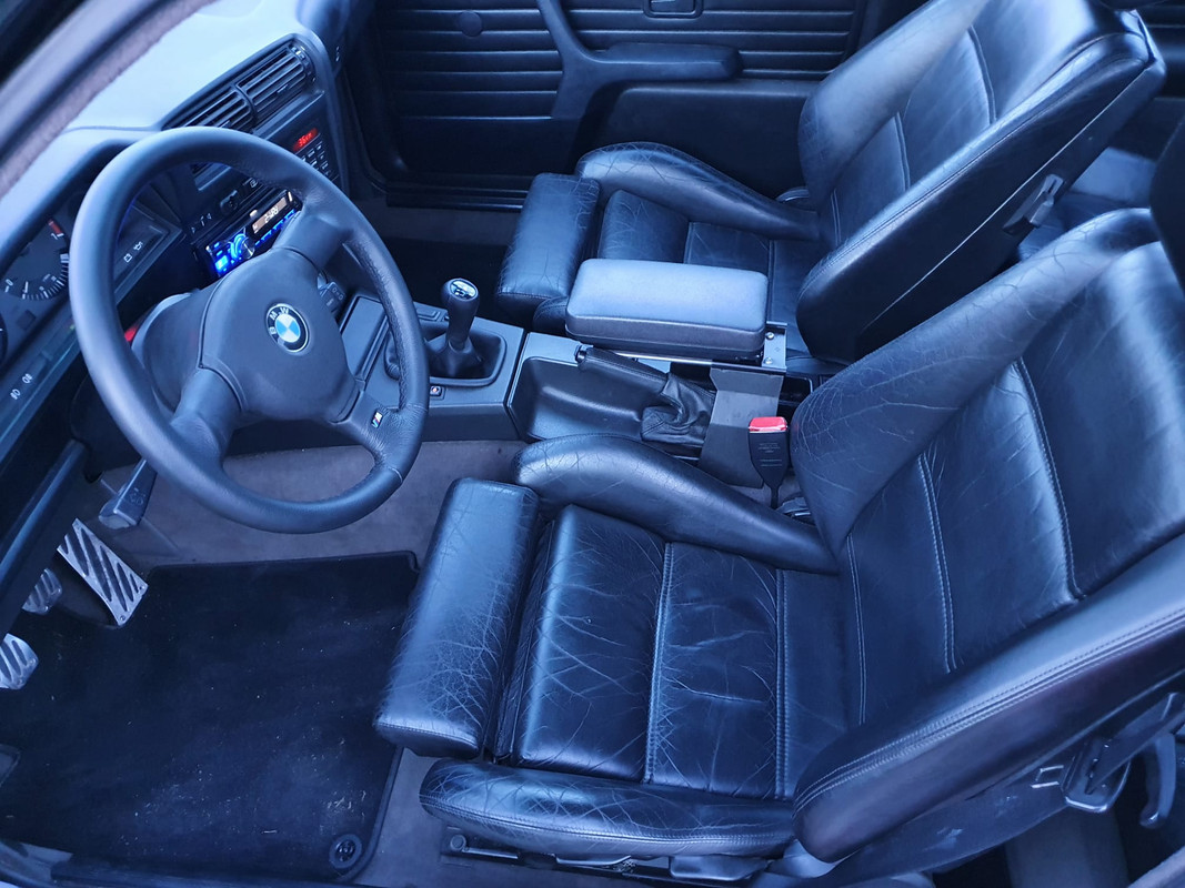 0F25D2F6-C52E-4A06-944D-818D85CB350A