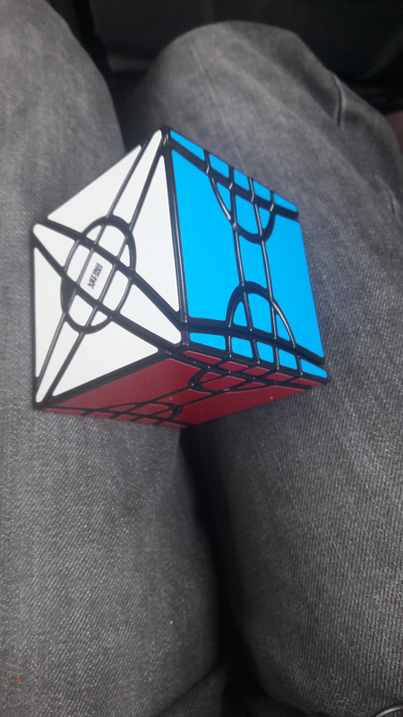 1566220489764304773482