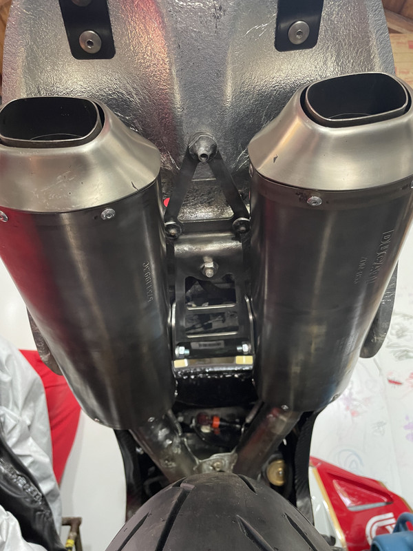 C5F87B4E-40EB-47EA-8DFF-98ADB46FCC73