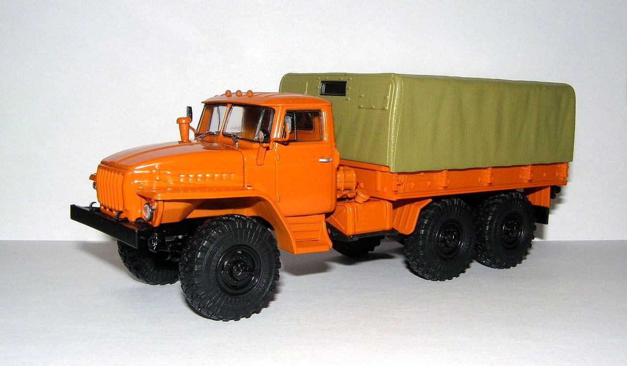 1977 Ural-4320 (Markun) 1