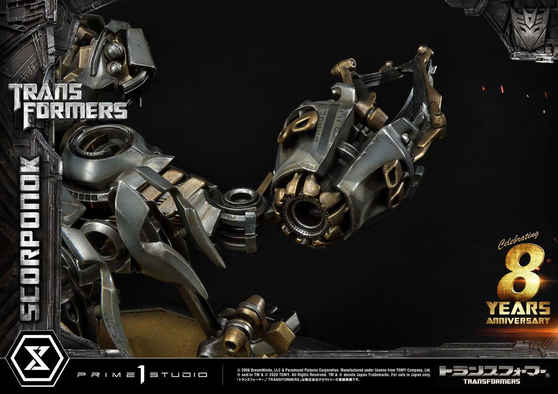 Prime-1-Studio-Transformers-2007-Scorponok-Statue-30