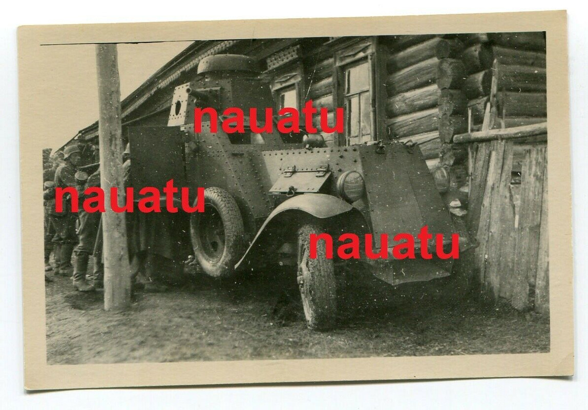 Foto Russland Beute Panzer Aufklärungsfahrzeug BA-10 1941