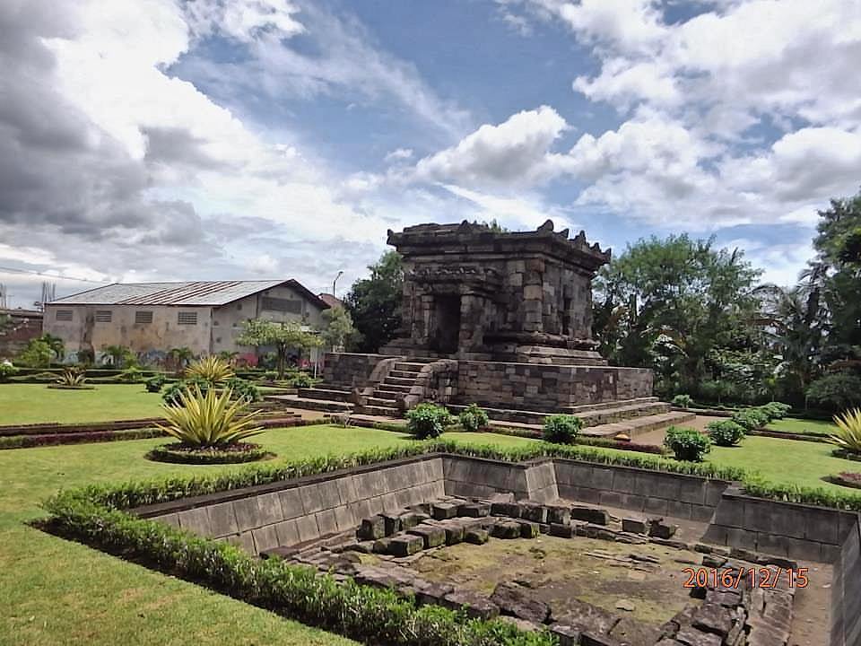 Kompleks Candi Badut