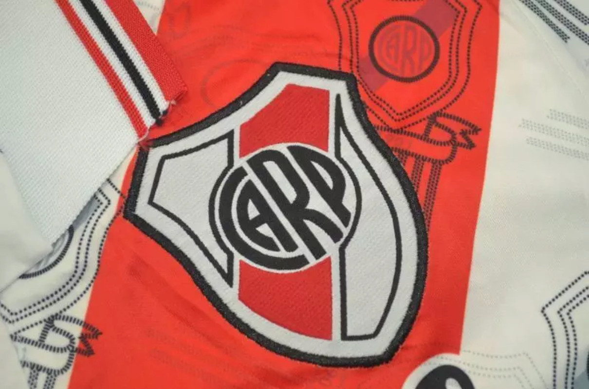 926E0656-E03A-4AB0-B733-CC2FCA694FAD