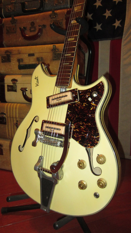 1967-kent-model-820-hollowbody-white
