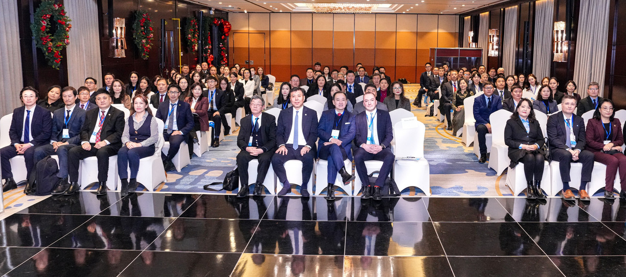 Эрдэм шинжилгээний бага хурал боллоо