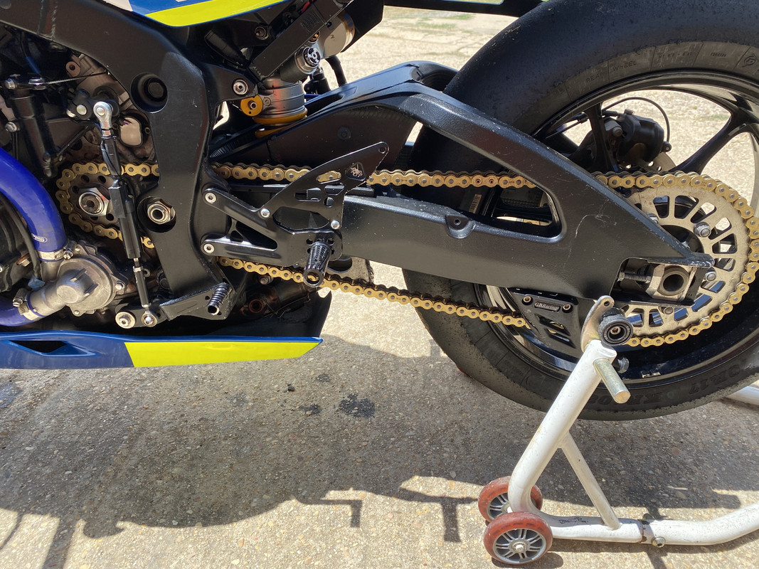 CB77F5CC-C226-4E99-969D-3C453882C998