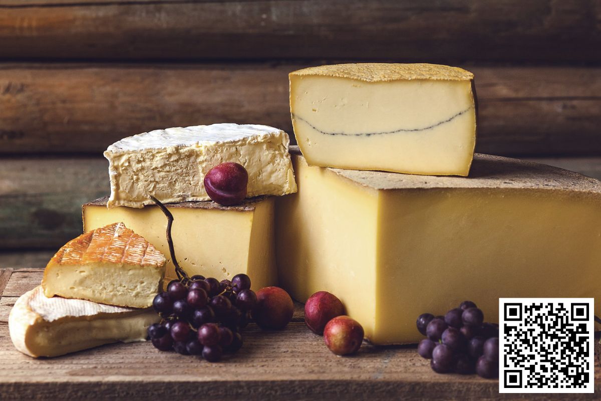 The Environmental Benefits of Choosing Artisanal Cheese