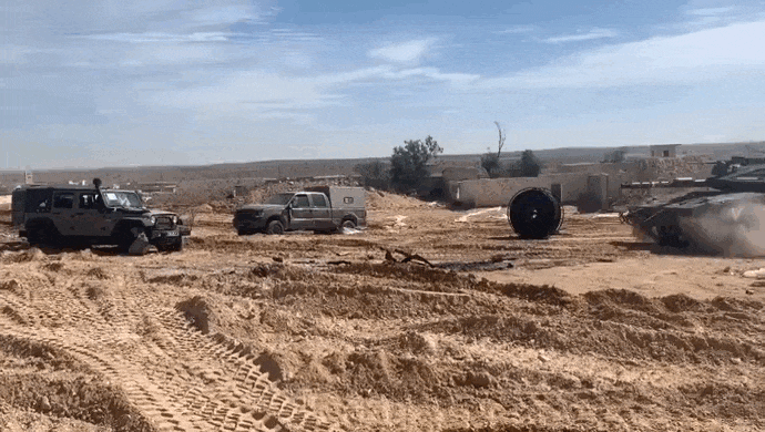 https://i.postimg.cc/zfrWnHq4/video-2026-06-04-04-59-04-(1).gif