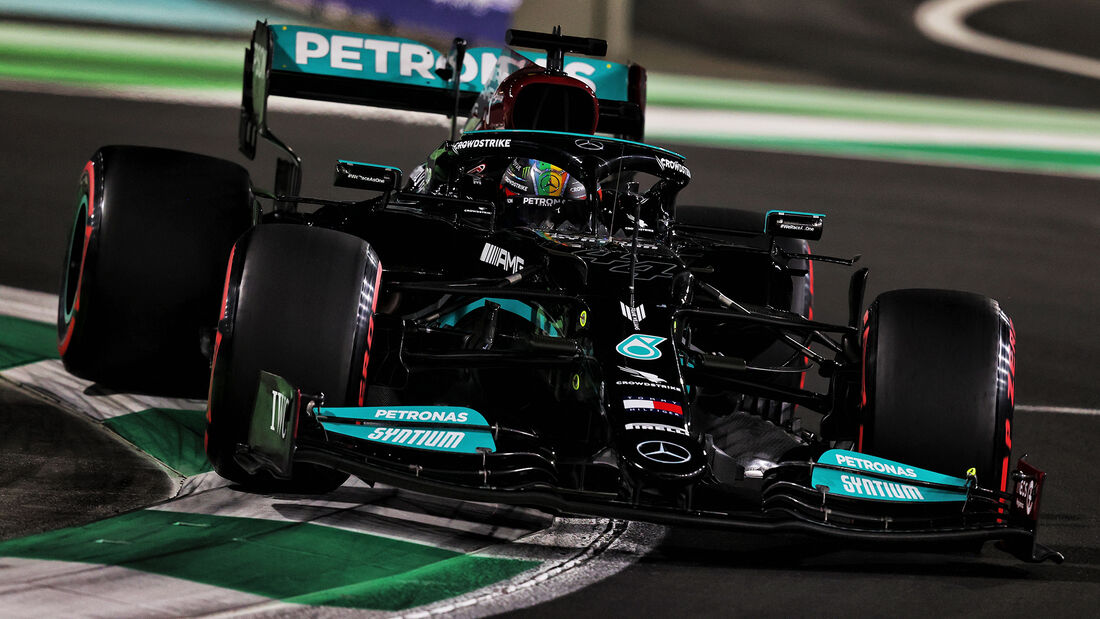 Lewis-Hamilton-Mercedes-GP-Saudi-Arabien-Jeddah-Qualifikation-Samstag-4-12-2021-169Gallery-fcaf84b9-
