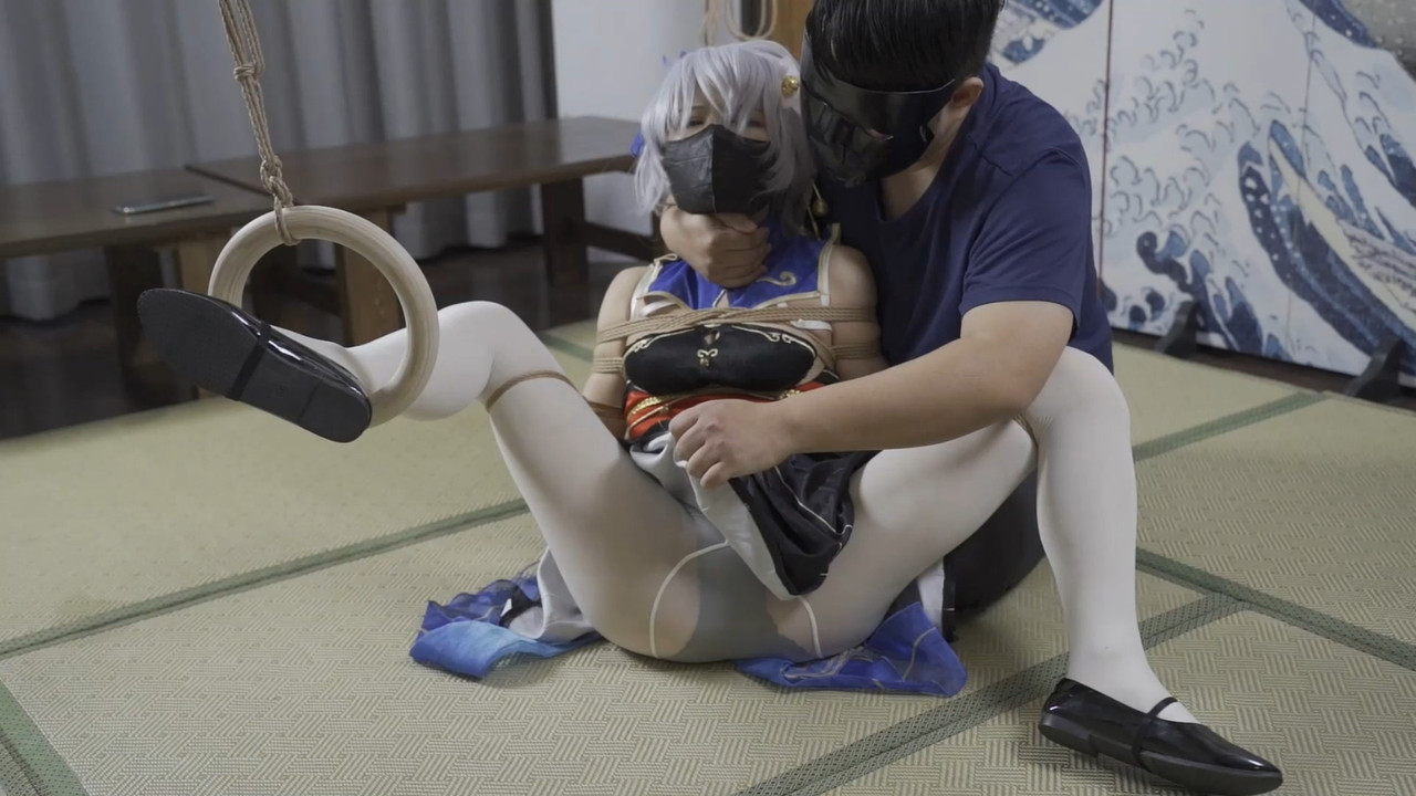 象人原创 小0白丝德莉莎驷马圆环放置.mp4_20221226_095425.423