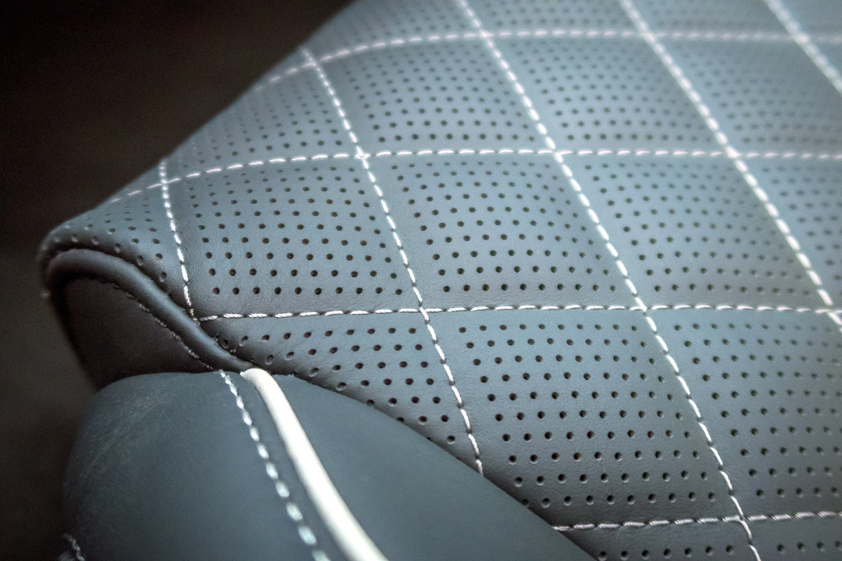 2019 Genesis G70 (8)