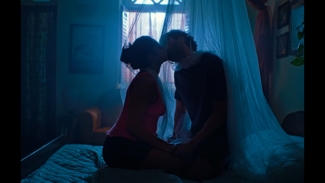 [Image: kiss-00-00-46-20-Still010.jpg]