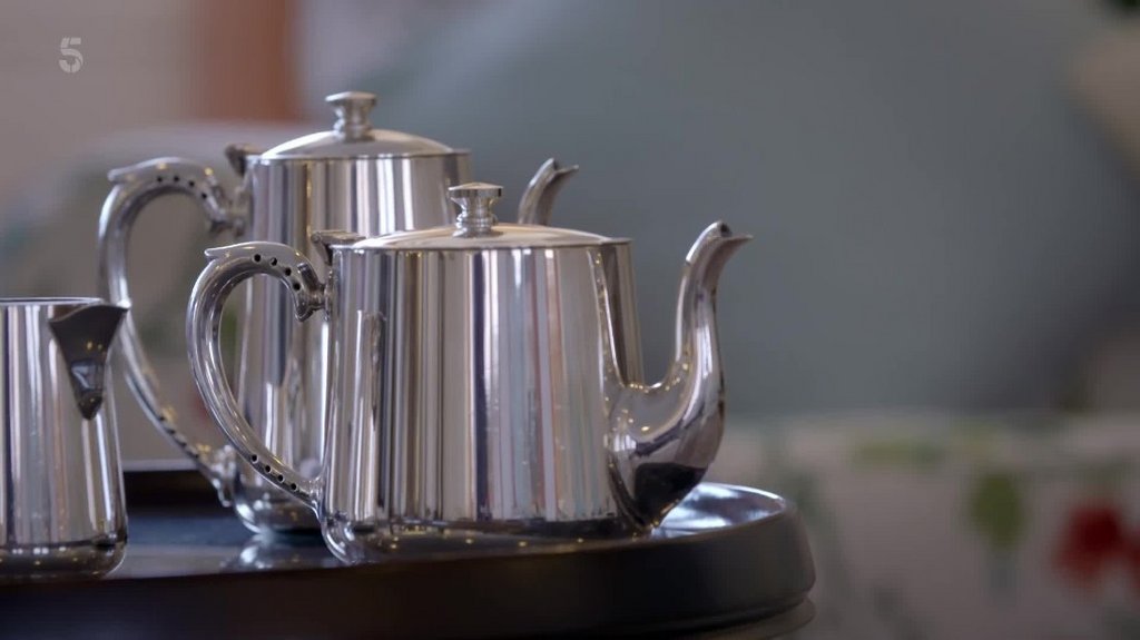 [Image: 9uu7w8tga1eh.jpg]