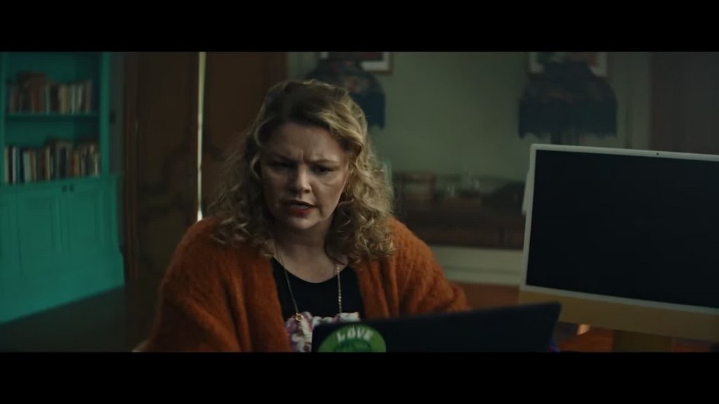 [Image: rizskm8bs783.jpg]