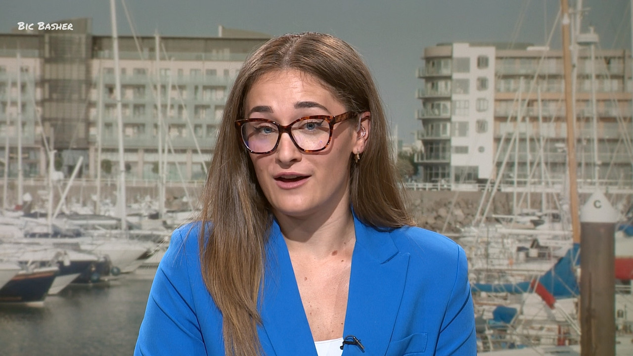 08 15 18 45 00 ITV News Channel TV Weather ts snapshot 08 44 860