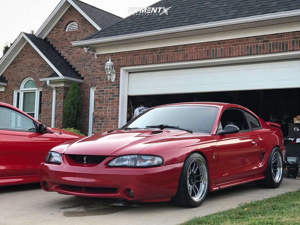 705633-1-1997-mustang-ford-svt-cobra-god