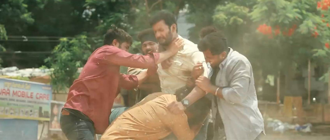 Veerame Vaagai Soodum 2022 WebRip [Hindi] 480p, 720p Screenshot