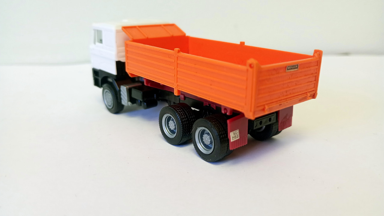 Mach (3639)