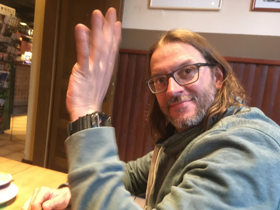 3C8DFE2C-CC81-4A2C-B686-6CE61E9EAD7F