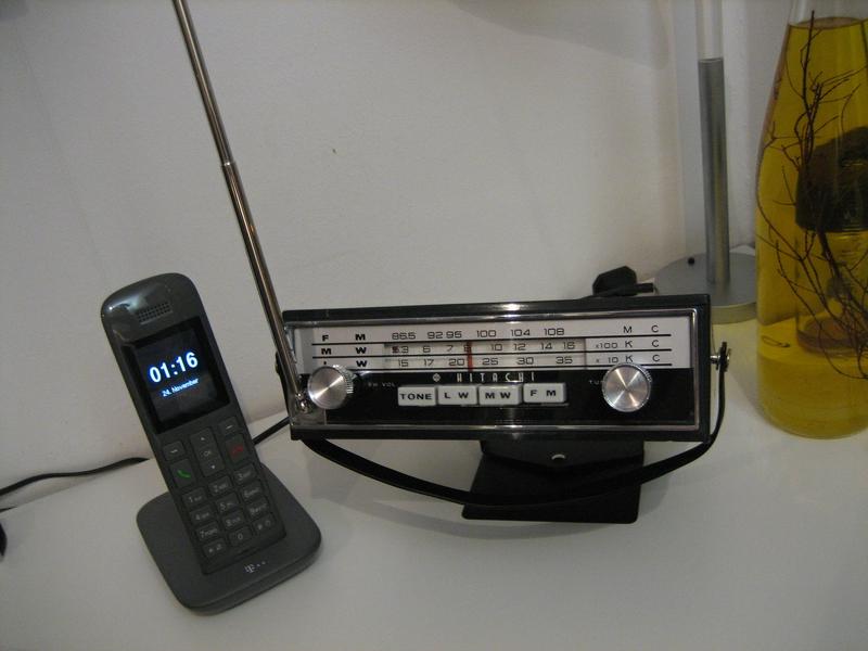 [Bild: HITACHi-Car-Radio-KM-900-T-008.jpg]