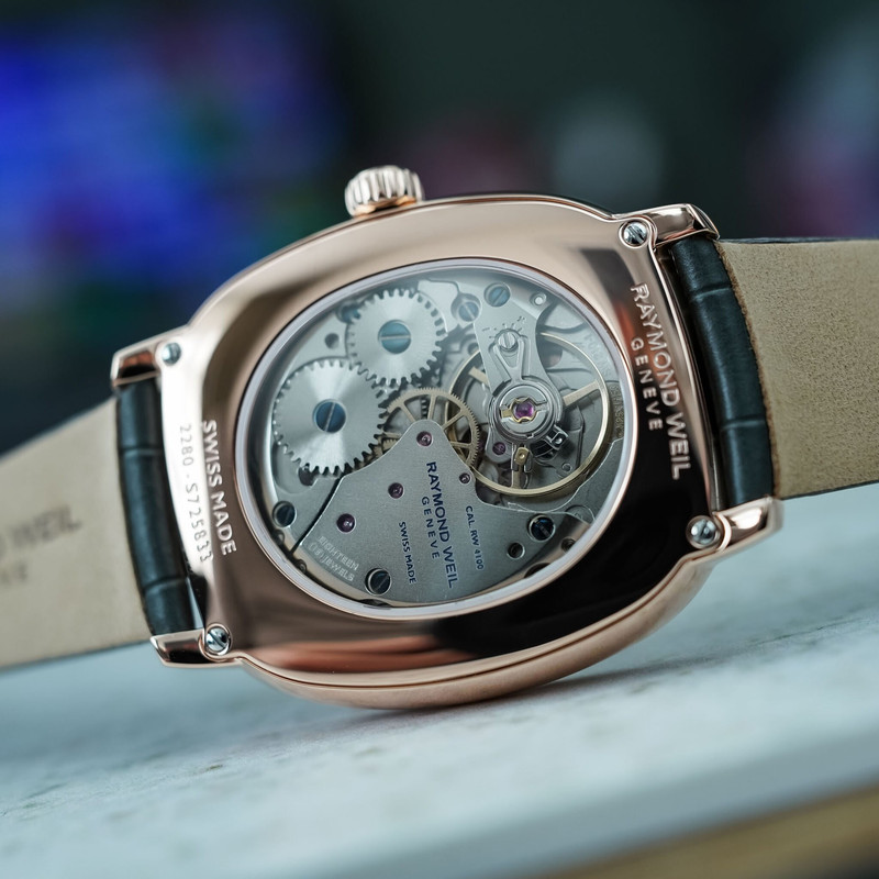 raymond weil toccata heritage collection elliptical accessible dress watch video review 12 2048x2048