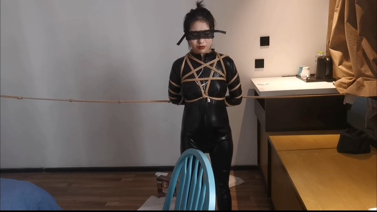 王宇服饰 慧慧玩具内裤走绳.mp4_20240705_130301.395