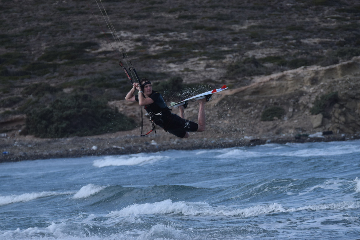 4183107E-9F6C-44CD-ACFF-0B4247AEFA46