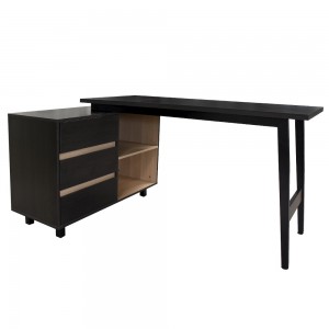 Escritorio de oficina en forma de L con superficie de melamina negra y patas de acero.