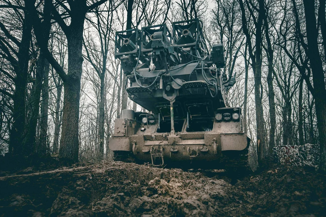 buk-m1-operated-by-the-ukrainian-army-converted-to-use-rim-v0-Hlz-PDYg-Qb7rboc8-Ndyvgci-Or-Unw7-Koj-Dms-CJy.webp